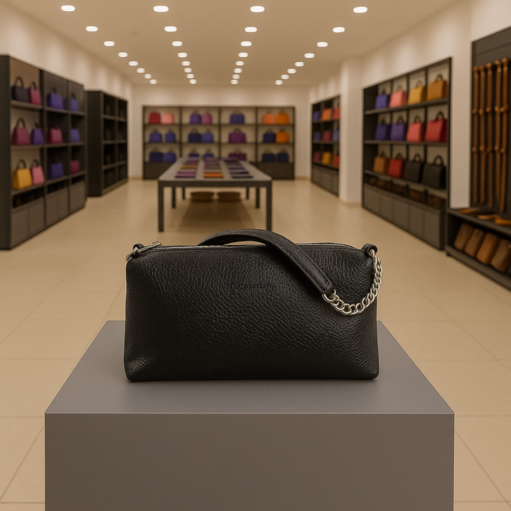 RB1025A | Borsa Donna a Mano con doppia lampo in Vera Pelle Made in Italy. Tracolla in pelle regolabile. Accessori Nickel Lucido - Colore Nero - Dimensioni: cm 26 x 14 x 9