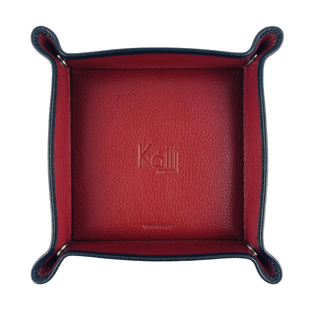 K0035AVB | Two-tone pocket tray in genuine full-grain leather, dollar grain - Black/Red colour. Snap button closure. Dimensions: 14 x 14 x 3 cm - Packaging: TNT bag