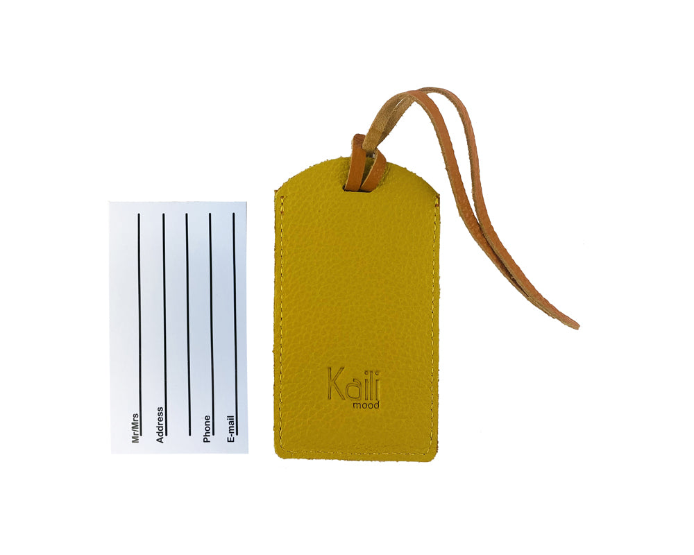 K0041LRB | Two-tone luggage tag Made in Italy in genuine full-grain leather, dollar grain - Orange/Yellow color - Dimensions: 6.5 x 12 cm - Packaging: Rigid bottom/lid gift box