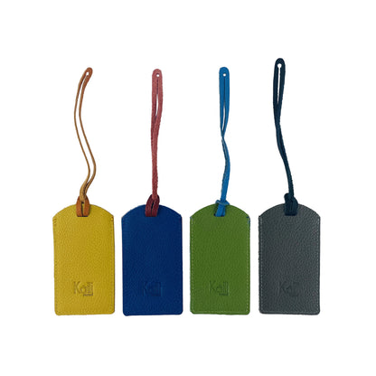 K0041VDB | Two-tone luggage tag Made in Italy in genuine full-grain leather, dollar grain - Red/Blue color - Dimensions: 6.5 x 12 cm - Packaging: Rigid bottom/lid gift box