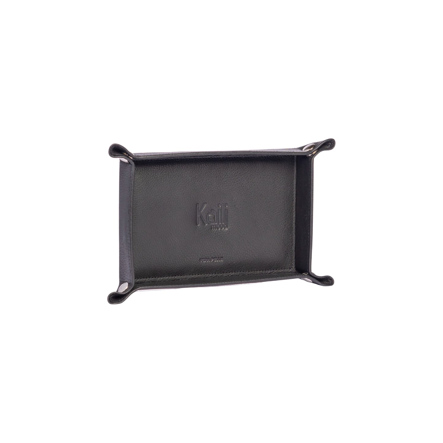 K0052AB  | Vuotatasche Rettangolare in Vera Pelle pieno fiore, con leggera grana. Colore Nero. Chiusura con bottoni automatici in finitura Argento Lucido. Dimensioni (da chiuso): cm 17 x 11 x 3