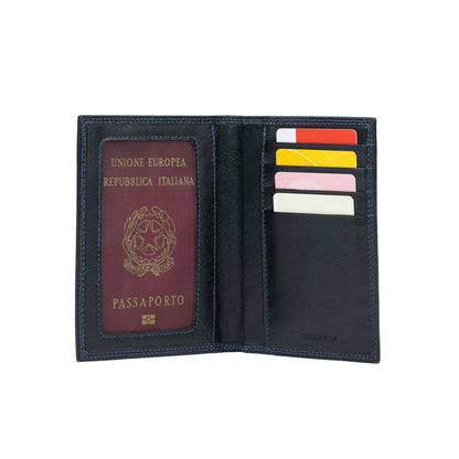 K10122AB | Document + Passport Holder in Genuine Full Grain Leather, dollar/smooth grain. Black colour. Dimensions when closed: 10 x 14 x 1 cm - Packaging: Rigid bottom/lid gift box