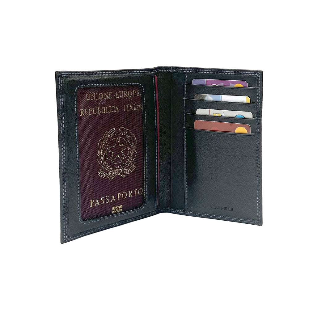 K10122AB | Porta Documenti + Passaporto in Vera Pelle pieno fiore, grana dollaro/liscia. Colore Nero. Dimensioni da chiuso: cm 10 x 14 x 1 - Confezione: Gift Box rigido fondo/coperchio