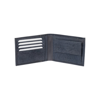 K10203DB | Men's wallet in genuine full grain leather, with light grain. Blue colour. Coin pocket. Dimensions when closed: 12.5 x 9.3 x 1 cm. Packaging: Rigid bottom/lid gift box