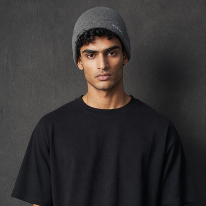 K5001DG | ORTLES - Berretto Unisex in Maglia Rasata Tubolare Made in Italy. Colore Grigio Melange