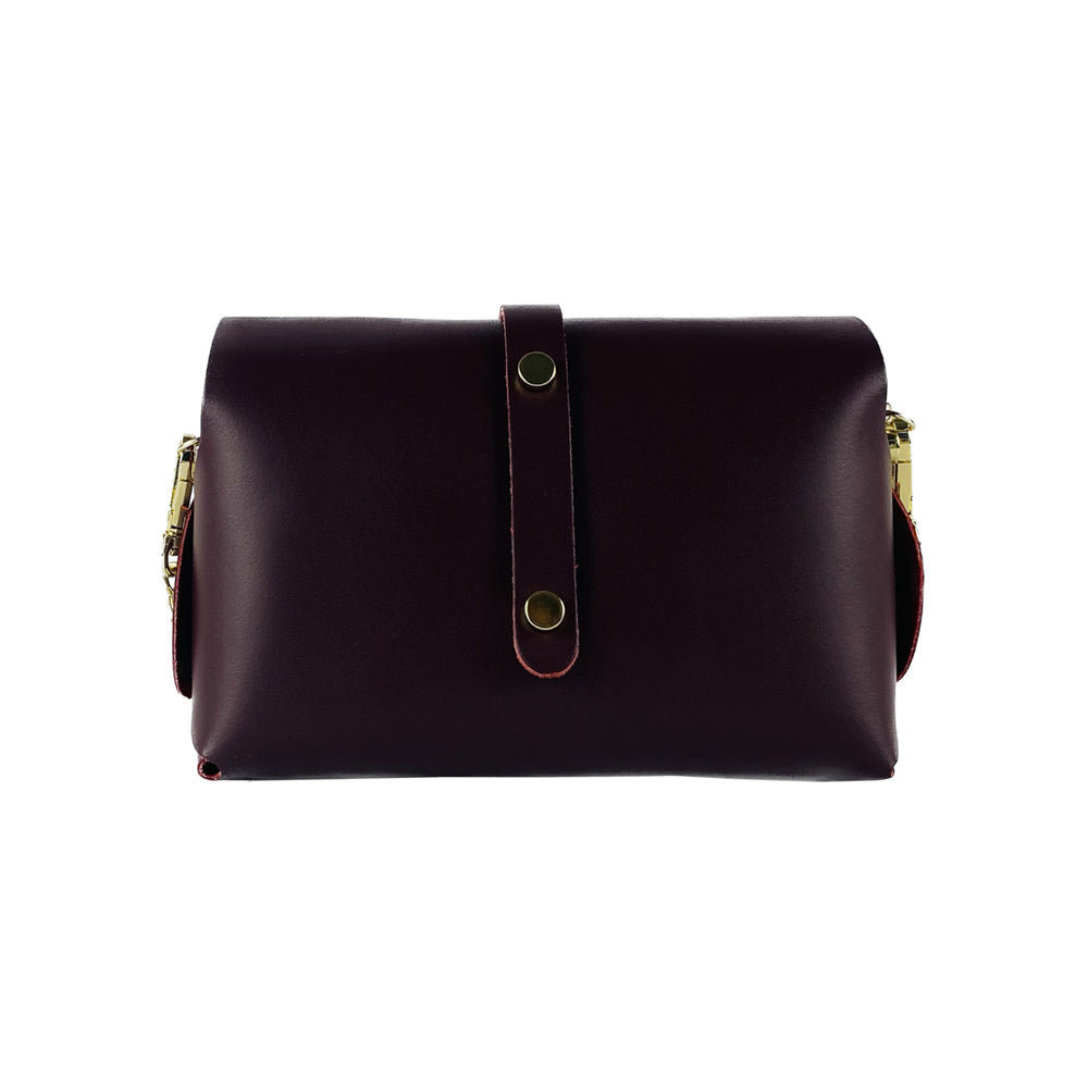 RB1001X | Small bag in genuine leather Made in Italy with removable shoulder strap and shiny gold metal closure loop - Bordeaux color - Dimensions: 16.5 x 11 x 8 cm