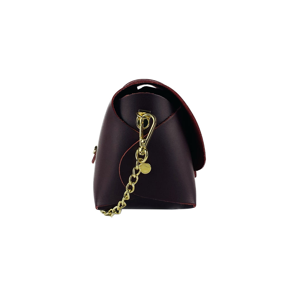 RB1001X | Small bag in genuine leather Made in Italy with removable shoulder strap and shiny gold metal closure loop - Bordeaux color - Dimensions: 16.5 x 11 x 8 cm