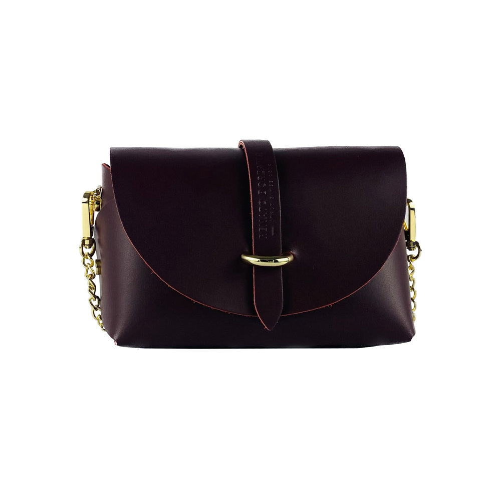 RB1001X | Small bag in genuine leather Made in Italy with removable shoulder strap and shiny gold metal closure loop - Bordeaux color - Dimensions: 16.5 x 11 x 8 cm