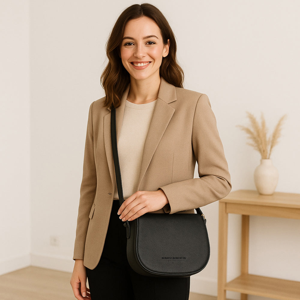 RB1002A | Genuine Leather Shoulder Bag Made in Italy with removable leather shoulder strap and attachments with shiny gold metal buckles - Black color - Dimensions: 26 x 20 x 10 cm