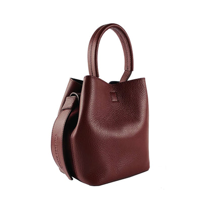 RB1006X | Bucket Bag with Clutch in Genuine Leather Made in Italy. Shoulder bag with shiny gold metal lobster clasp attachments - Bordeaux color - Dimensions: 16 x 14 x 21 cm + Handle 13 cm