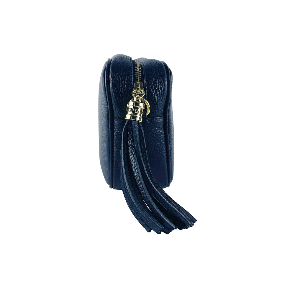 RB1007D | Women's shoulder bag in genuine leather Made in Italy. Removable shoulder strap. Attachments with shiny gold metal snap hooks - Blue color - Dimensions: 20 x 15 x 7 cm