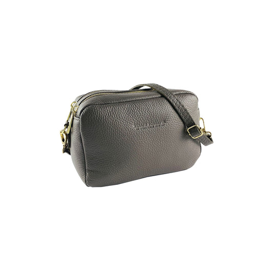 RB1008AQ | Women's Double Zip Shoulder Bag in Genuine Leather Made in Italy. Removable shoulder strap. Attachments with shiny gold metal snap hooks - Taupe color - Dimensions: 20 x 15 x 9 cm