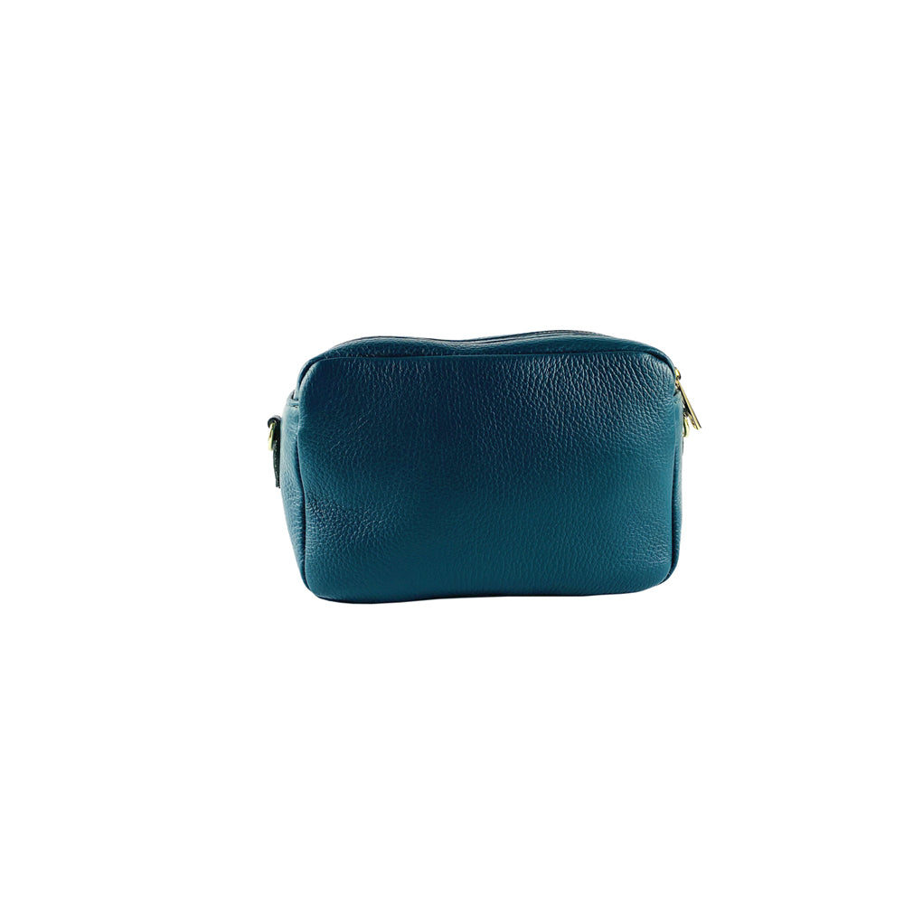 RB1008E | Women's Double Zip Shoulder Bag in Genuine Leather Made in Italy. Removable shoulder strap. Attachments with shiny gold metal snap hooks - Green color - Dimensions: 20 x 15 x 9 cm