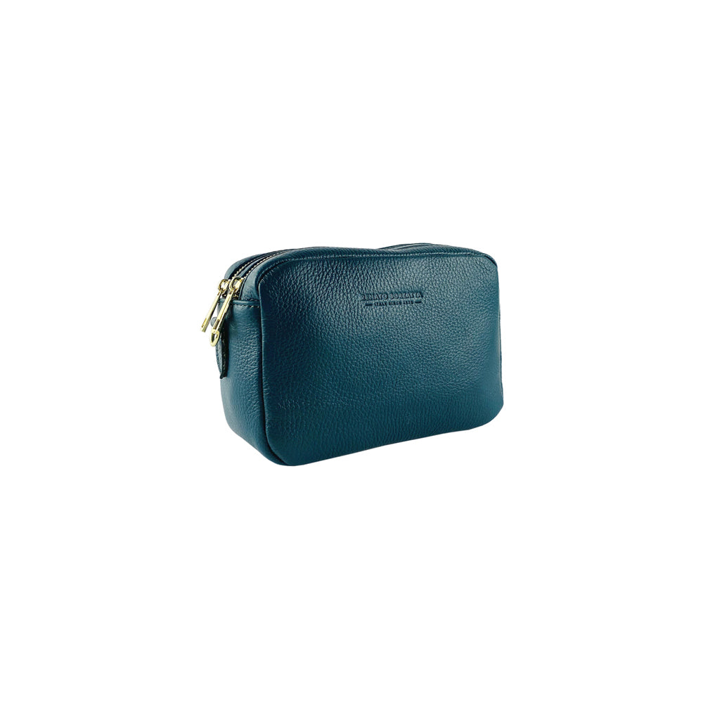 RB1008E | Women's Double Zip Shoulder Bag in Genuine Leather Made in Italy. Removable shoulder strap. Attachments with shiny gold metal snap hooks - Green color - Dimensions: 20 x 15 x 9 cm