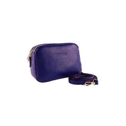 RB1008Y | Women's Double Zip Shoulder Bag in Genuine Leather Made in Italy. Removable shoulder strap. Attachments with shiny gold metal snap hooks - Purple color - Dimensions: 20 x 15 x 9 cm