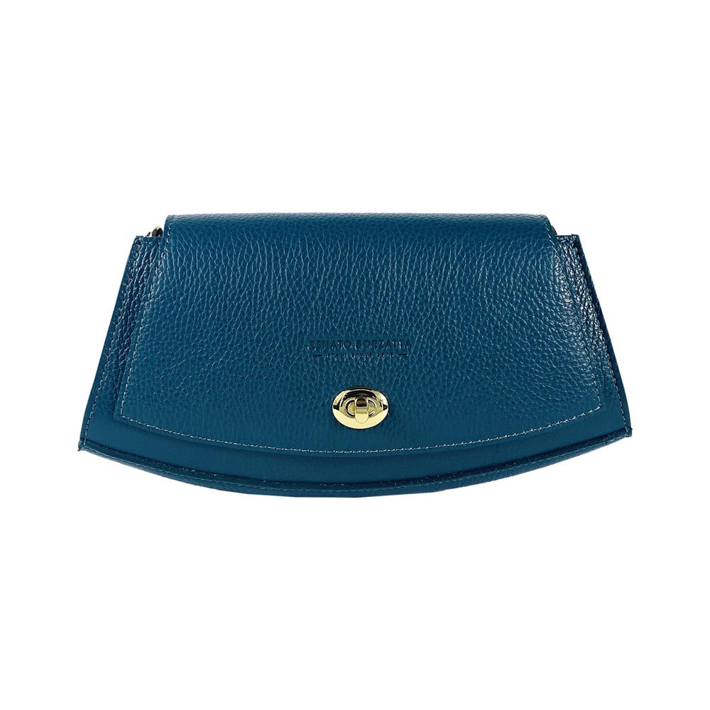 RB1009E | Women's Shoulder Bag in Genuine Leather Made in Italy. Removable shoulder strap. Attachments with shiny gold metal snap hooks - Green color - Dimensions: 30 x 16 x 7 cm