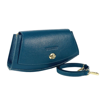 RB1009E | Women's Shoulder Bag in Genuine Leather Made in Italy. Removable shoulder strap. Attachments with shiny gold metal snap hooks - Green color - Dimensions: 30 x 16 x 7 cm