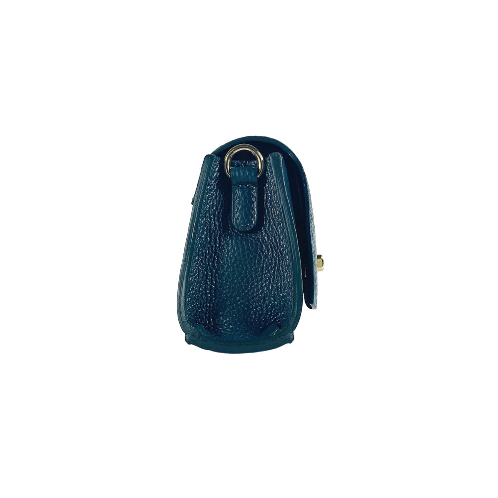 RB1009E | Women's Shoulder Bag in Genuine Leather Made in Italy. Removable shoulder strap. Attachments with shiny gold metal snap hooks - Green color - Dimensions: 30 x 16 x 7 cm