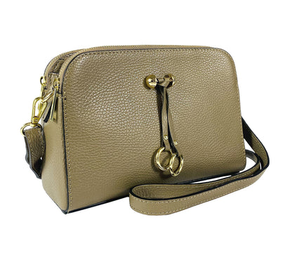 RB1011AQ | Women's shoulder bag in genuine leather Made in Italy. Removable shoulder strap. Attachments with shiny gold metal snap hooks - Taupe color - Dimensions: 25 x 17 x 10 cm