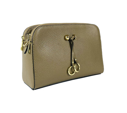 RB1011AQ | Women's shoulder bag in genuine leather Made in Italy. Removable shoulder strap. Attachments with shiny gold metal snap hooks - Taupe color - Dimensions: 25 x 17 x 10 cm