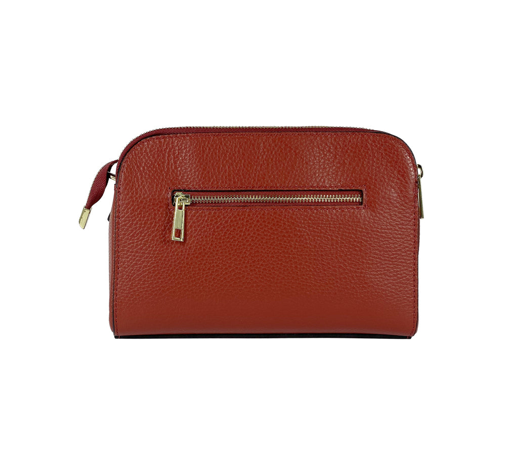 RB1011V | Women's shoulder bag in genuine leather Made in Italy. Removable shoulder strap. Attachments with shiny gold metal snap hooks - Red color - Dimensions: 25 x 17 x 10 cm