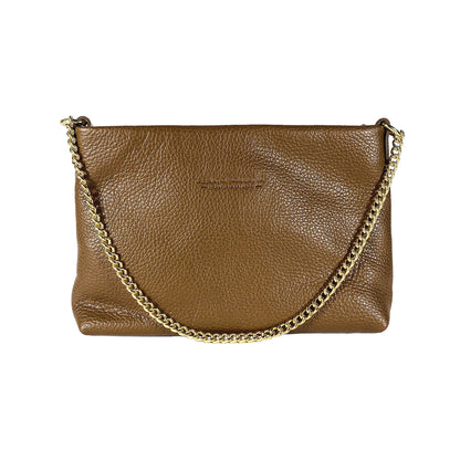 RB1012CK | Flat Shoulder Bag for Women in Genuine Leather Made in Italy with handle and removable metal shoulder strap. Attachments with shiny gold snap hooks - Caramel color - Dimensions: 26 x 17 x 5 cm