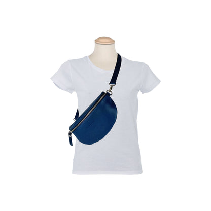 RB1015D | Waist bag with removable shoulder strap in Genuine Leather Made in Italy. Attachments with shiny nickel metal snap hooks - Blue color - Dimensions: 24 x 14 x 7