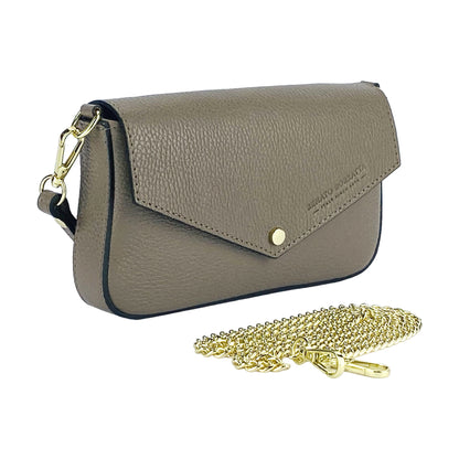 RB1023AQ | Borsa piccola a Spalla con Tracolla a catena removibile in Vera Pelle Made in Italy. Pattina di Chiusura. Accessori in metallo Oro Lucido - Colore Taupe - Dimensioni: cm 22 x 12 x 3