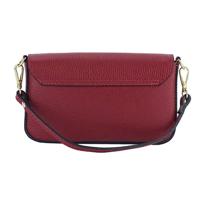 RB1023V | Borsa piccola a Spalla con Tracolla a catena removibile in Vera Pelle Made in Italy. Pattina di Chiusura. Accessori in metallo Oro Lucido - Colore Rosso - Dimensioni: cm 22 x 12 x 3