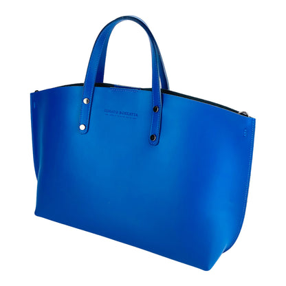 RB1024CH  | Borsa Donna a Mano in Vera Pelle Made in Italy con tracolla removibile. Sacca grande interna estraibile. Accessori Canna di Fucile Lucido - Colore Blu Royal - Dimensioni: cm 48x31x11