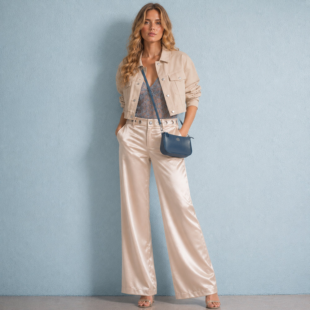 RB1037D | Borsetta a Tracolla da Donna GRETA in Vera Pelle Saffiano Made in Italy. Colore Blu