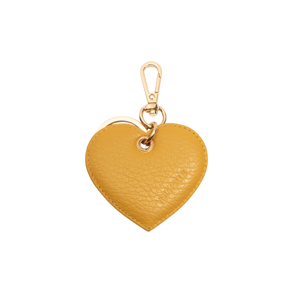 RB1082GAR | Portachiavi Heart Charm Made in Italy in Vera Pelle grana Dollaro. Colore Senape
