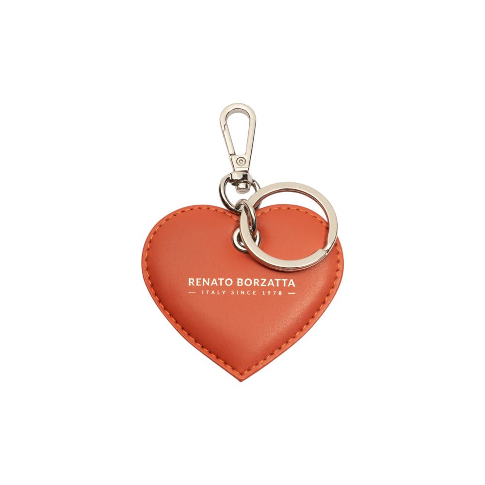 RB1082SAM | Portachiavi Heart Charm Made in Italy in in Vera Pelle Liscia Opaca. Colore Paprika