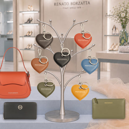 RB1082SA | Portachiavi Heart Charm Made in Italy in in Vera Pelle Liscia Opaca. Colore Nero