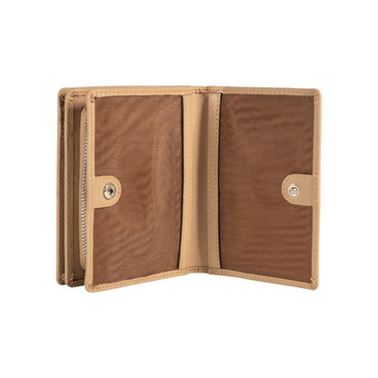 RB1083SAL | Portafogli Donna Made in Italy in Vera Pelle Liscia Opaca. Colore Beige. Dimensioni (da chiuso): cm 13 x 9 x 2,5