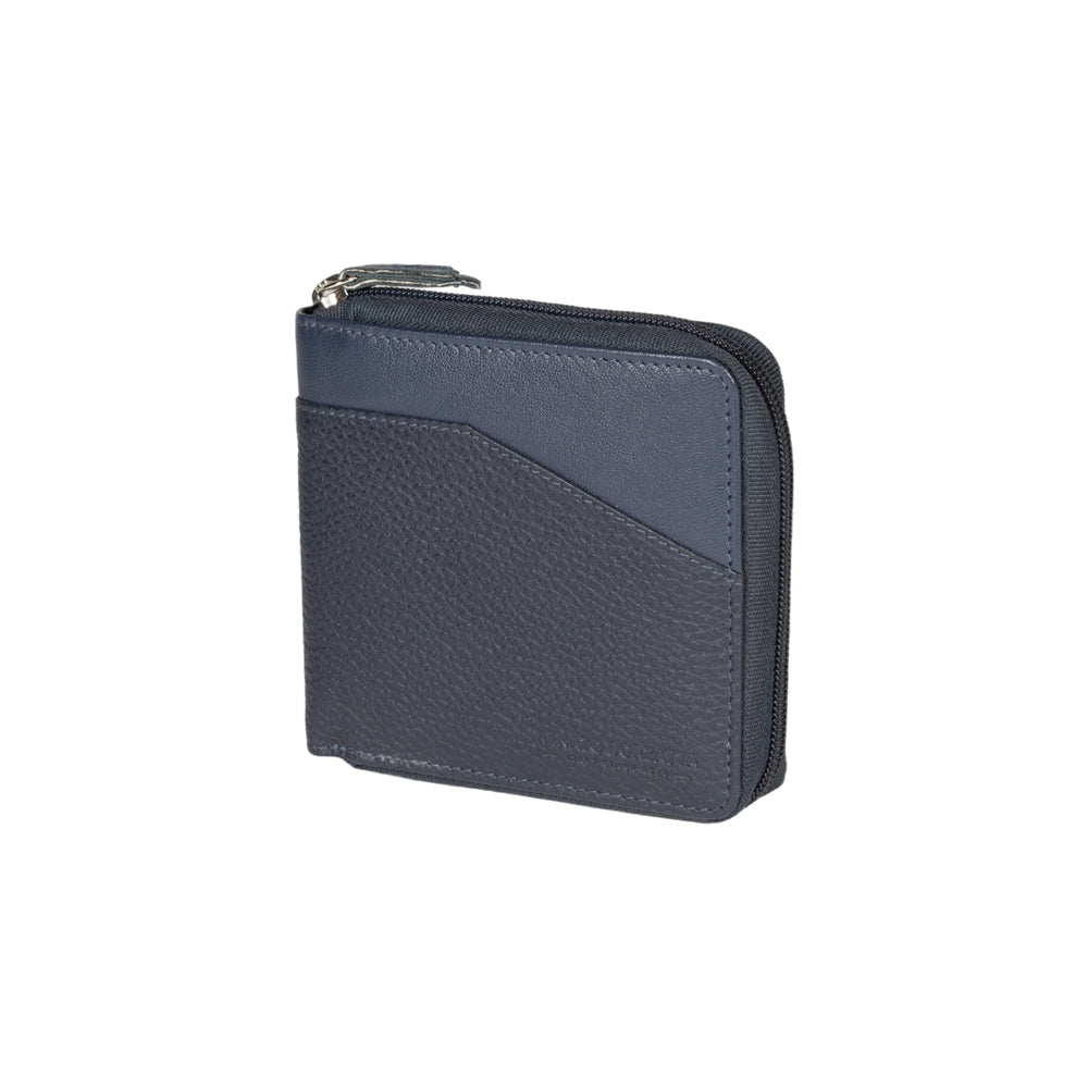 K10203DB | Men's wallet in genuine full grain leather, with light grain. Blue colour. Coin pocket. Dimensions when closed: 12.5 x 9.3 x 1 cm. Packaging: Rigid bottom/lid gift box