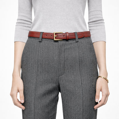 RB4022Q | Cintura Donna Made in Italy in Vera Pelle grana Dollaro. Fibbia in finitura Oro Lucido. Colore Rubino. Dimensioni: cm 115 x 2,5 x 0,5 (giro vita cm 100)