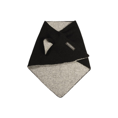 RB5009GW | COURMAYEUR - Sciarpa Donna Double-Face Triangolare con asola in Maglia Rasata Made in Italy. Colore Nero/Grigio
