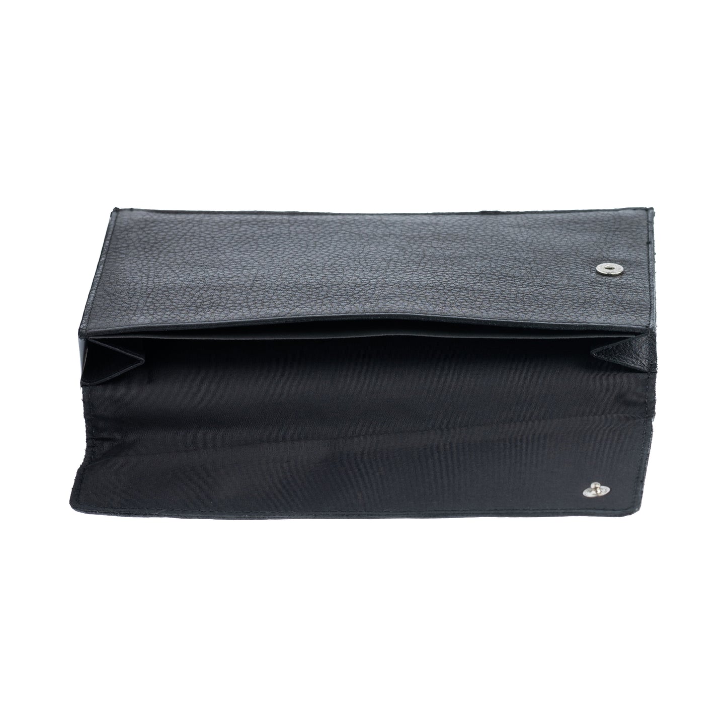 K0018AB | Car and motorbike document holder in genuine full grain leather with light grain. Black colour. Snap button closure. Dimensions: 19 x 13 x 1 cm. Packaging: TNT bag