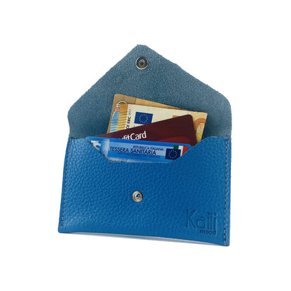 K0040OB | Sachet with flap Made in Italy in genuine full-grain leather, dollar grain - Color light blue - Dimensions: 13 x 8 x 0.5 cm - Packaging: Rigid bottom/lid gift box